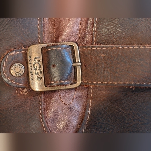 Ugg Kensington Brown Leather Sheepskin Buckle Boot Women's Size 7 - Picture 4 of 9